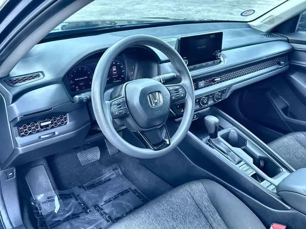 2025 Honda Accord SE photo 13
