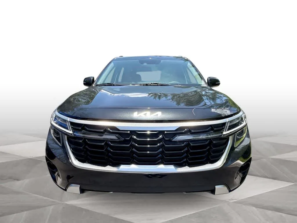 2026 Kia Seltos EX photo 3