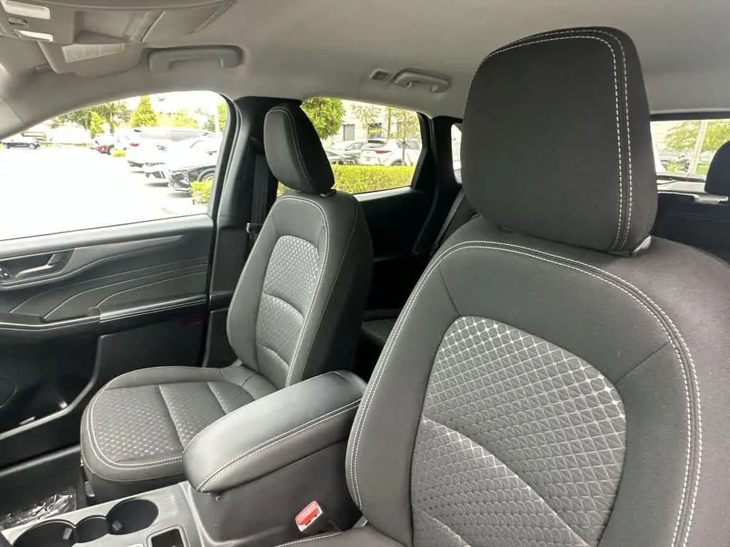 2025 Ford Escape Active photo 21