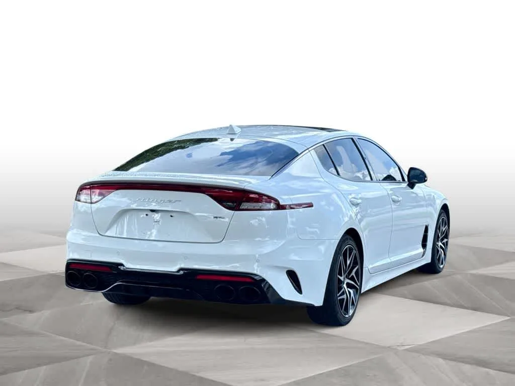 2023 Kia Stinger GT-Line photo 8