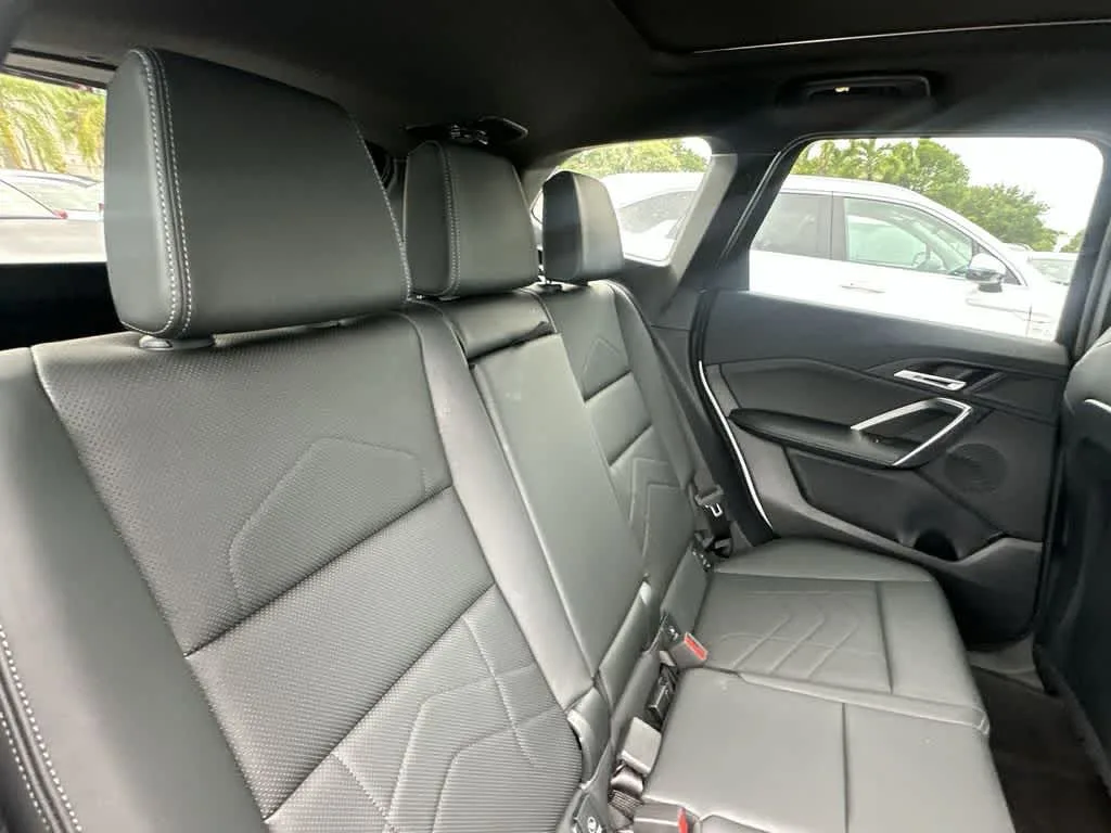 2025 BMW X1 xDrive28i xDrive28i photo 14