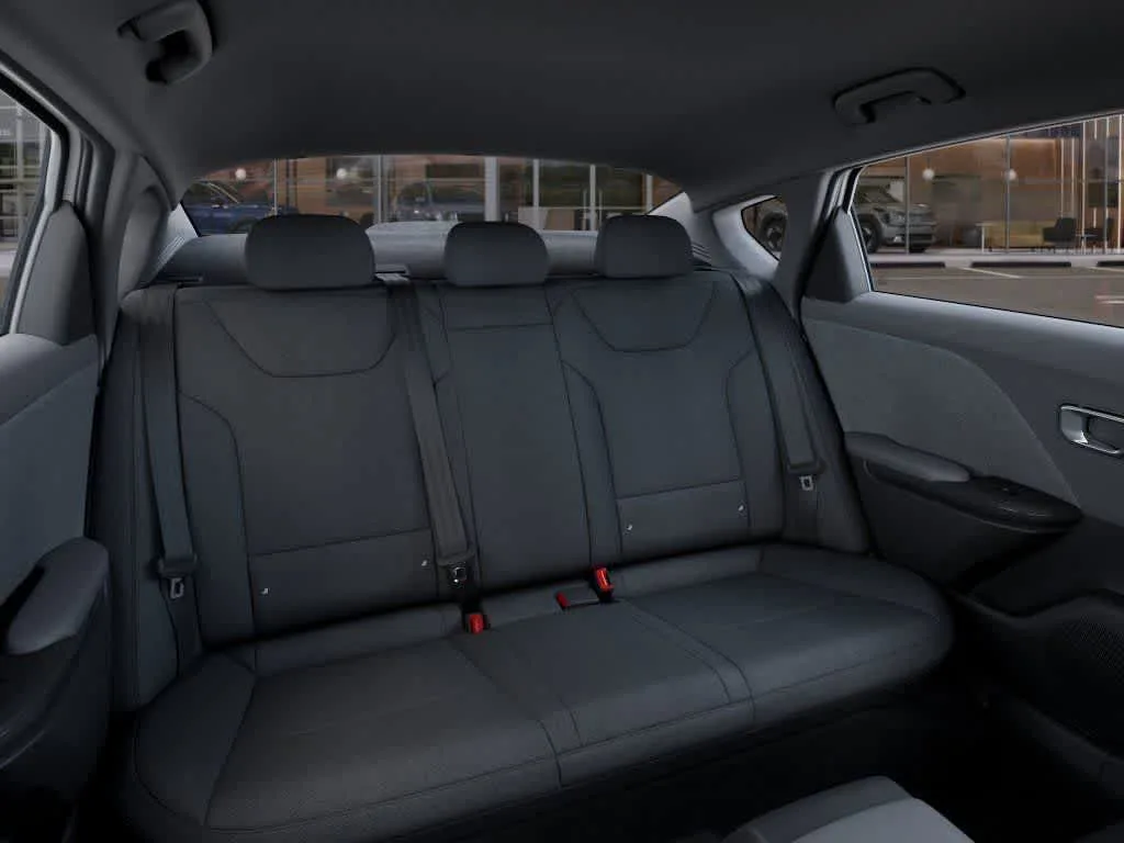 2026 Kia K4 LXS photo 16