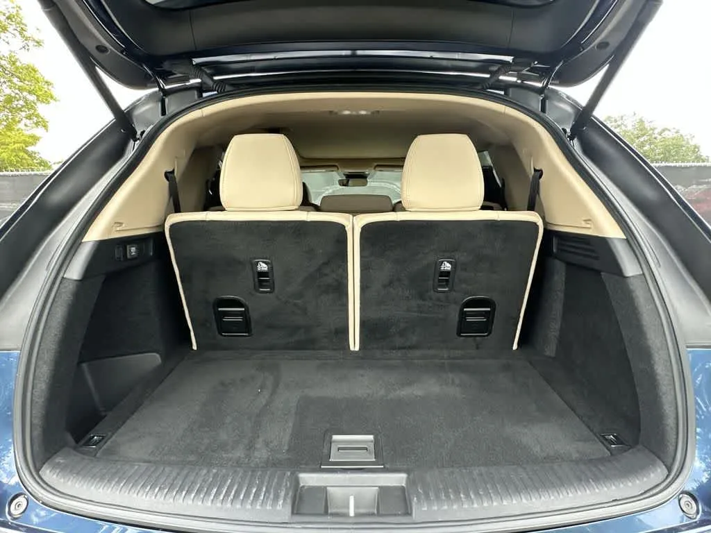 2025 Acura MDX Base photo 12