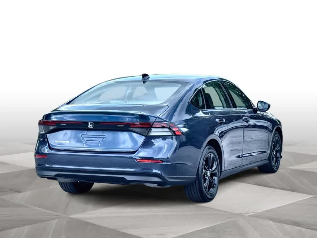 2025 Honda Accord SE photo 8
