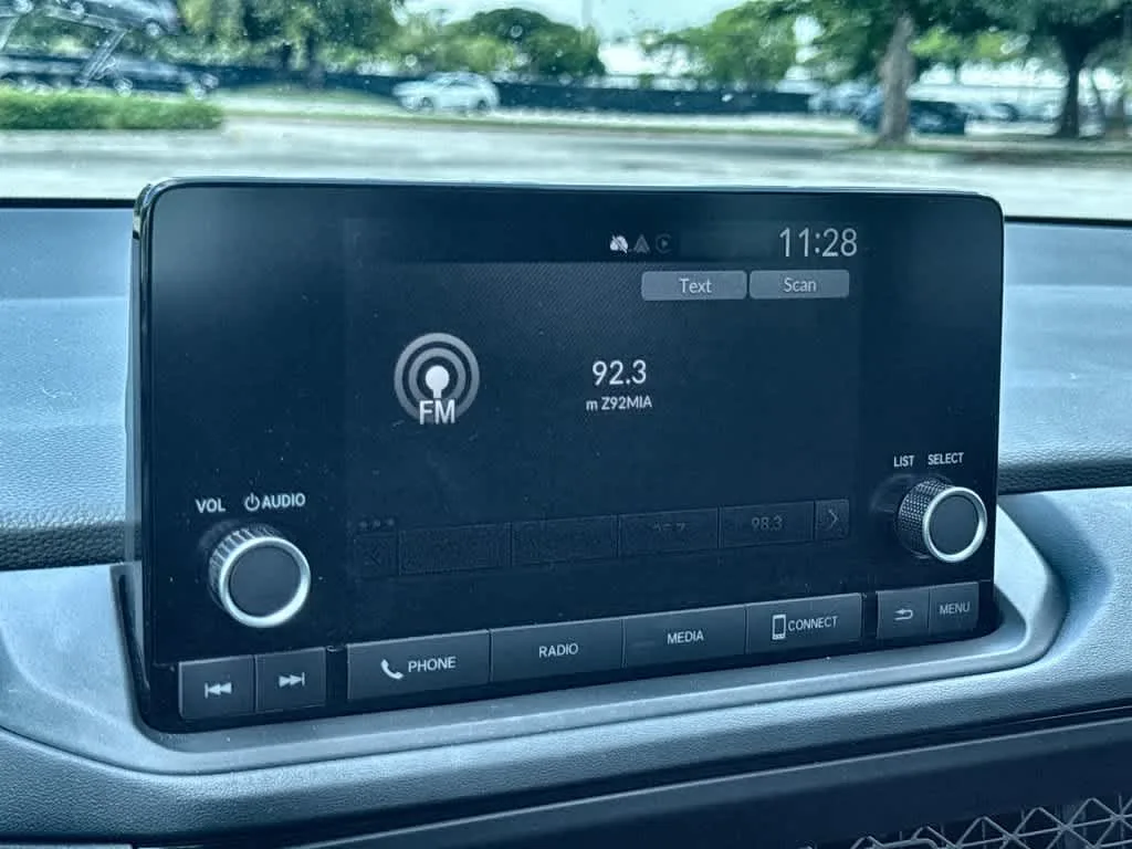 2024 Honda Accord LX photo 18
