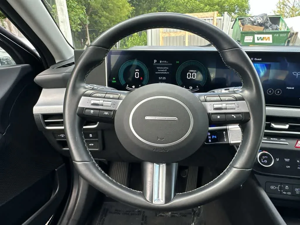 2025 Hyundai Sonata Hybrid SEL photo 22