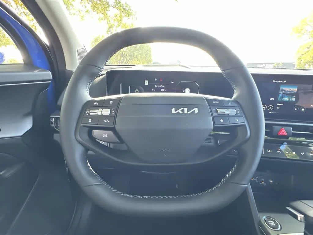 2026 Kia Sportage SX-Prestige photo 15