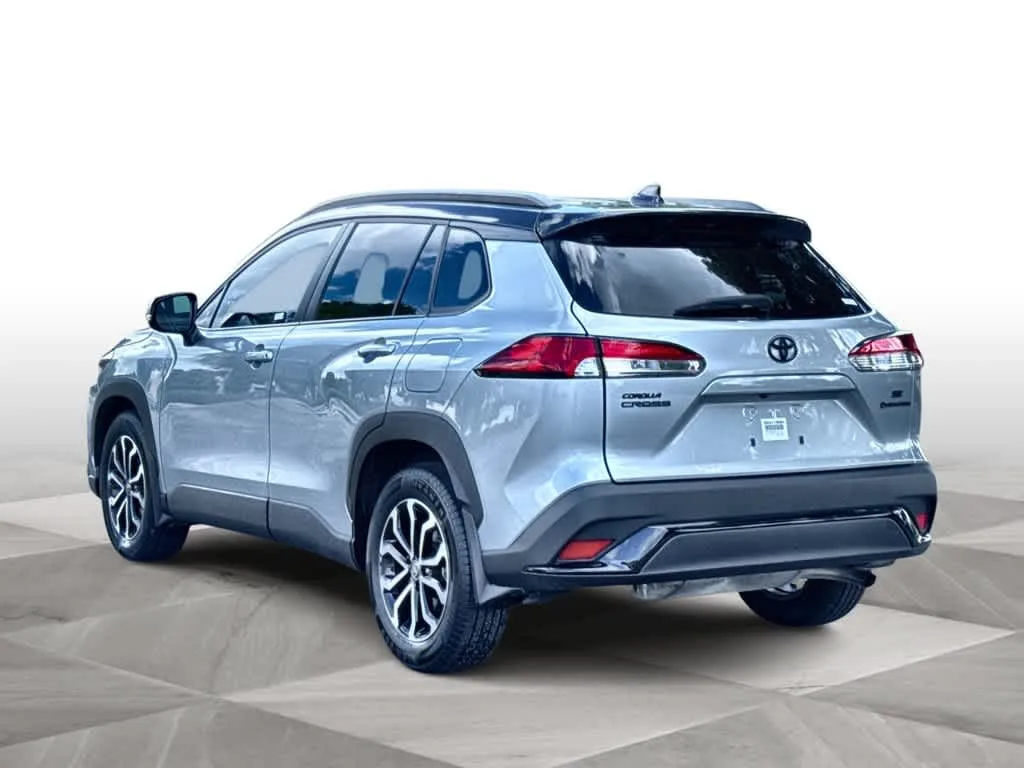 2025 Toyota Corolla Cross Hybrid SE photo 6