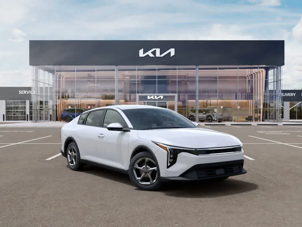 2026 Kia K4 LXS photo 7