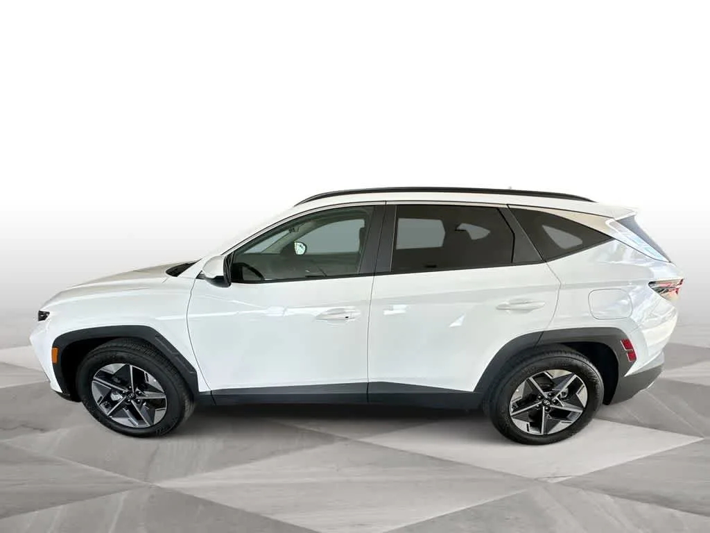 2026 Hyundai Tucson SEL photo 5