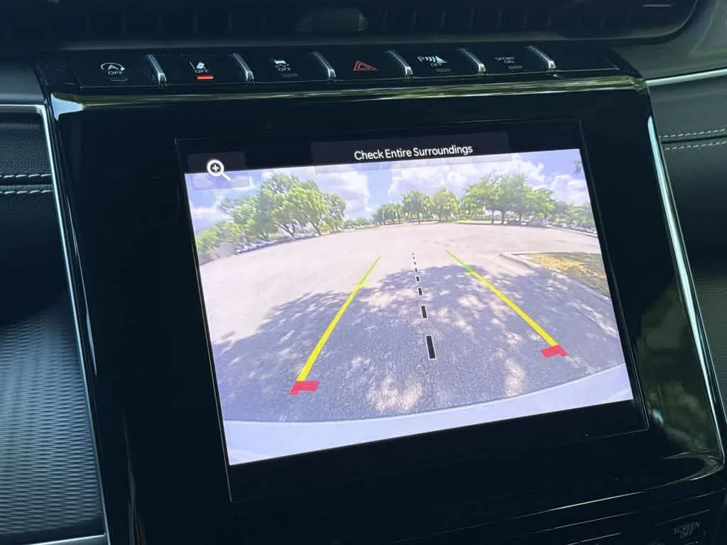 2024 Jeep Grand Cherokee L Altitude photo 18