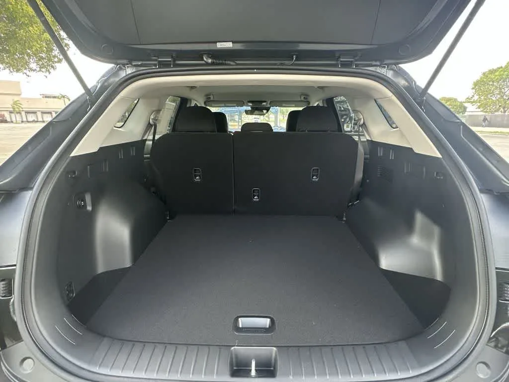 2026 Kia Sportage Hybrid S photo 25