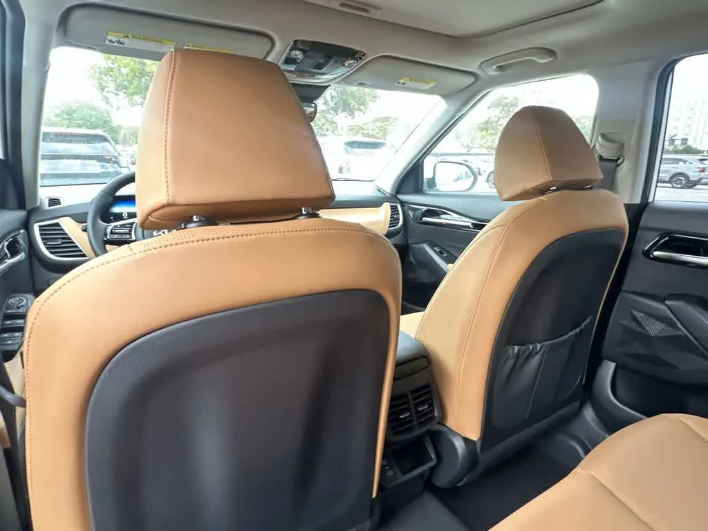 2026 Kia Seltos EX photo 23