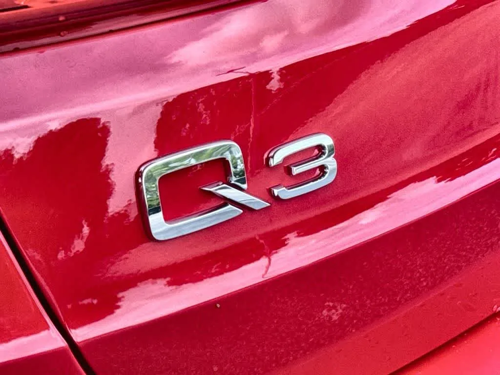 2025 Audi Q3 S line Premium Plus photo 10