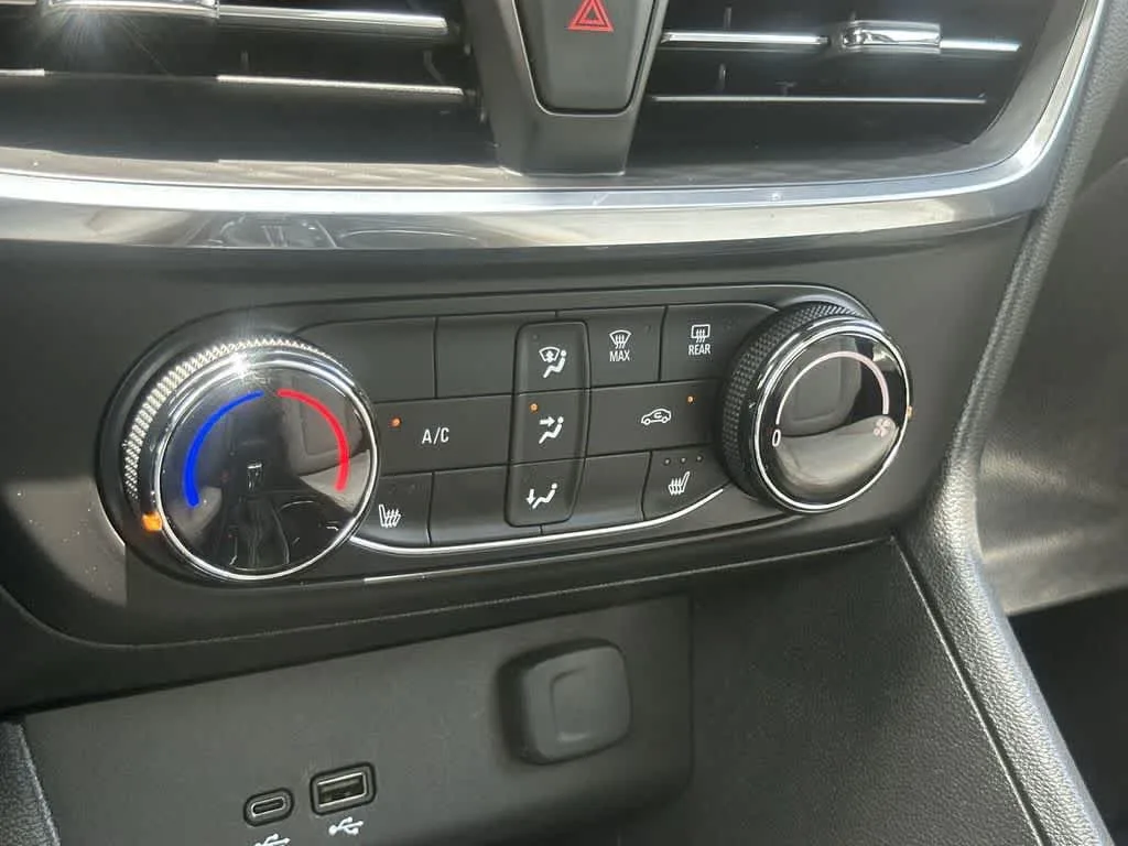 2024 Buick Encore GX Preferred photo 26