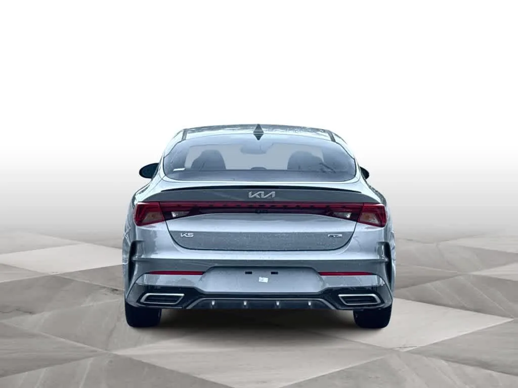 2024 Kia K5 GT-Line photo 7