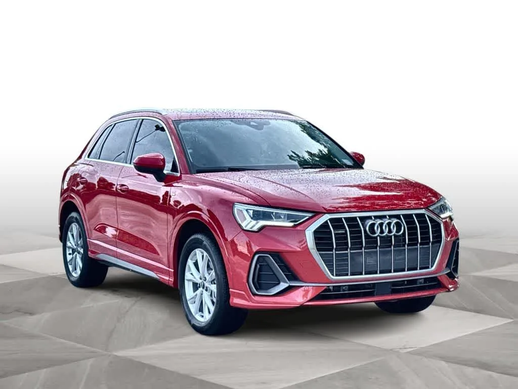 2025 Audi Q3 S line Premium Plus photo 2