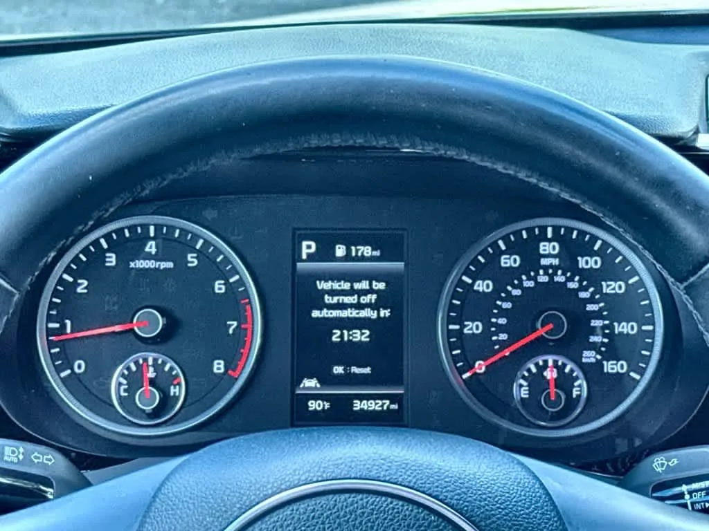 2024 Kia K5 GT-Line photo 16