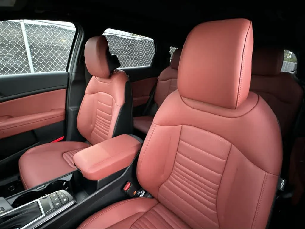 2026 Kia Sportage SX-Prestige photo 14