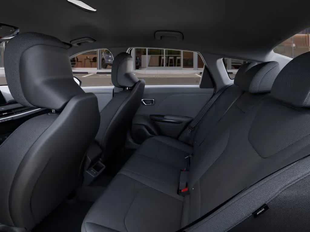 2026 Kia K4 LXS photo 18