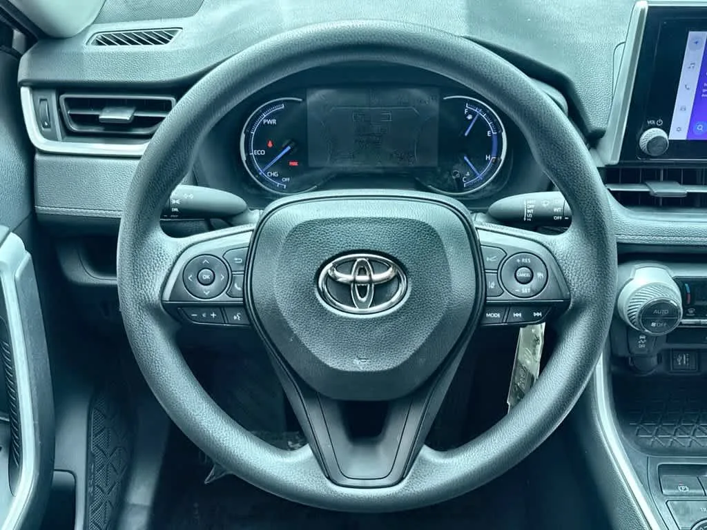 2024 Toyota RAV4 Hybrid LE photo 15