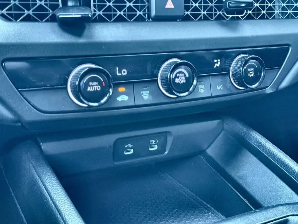 2024 Honda Accord LX photo 20