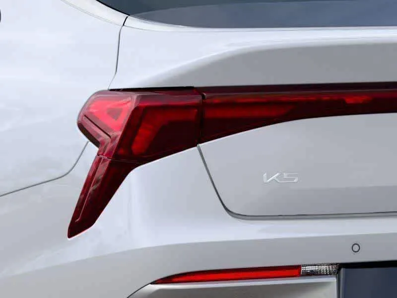 2026 Kia K5 LXS photo 11