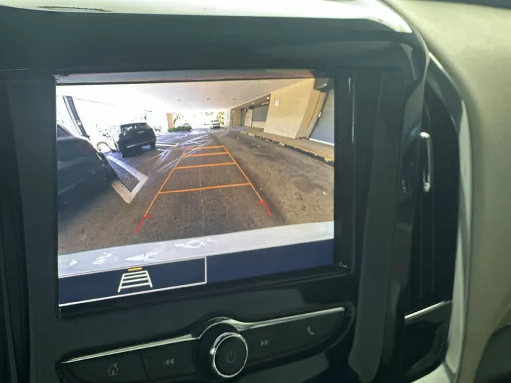 2023 Chevrolet Traverse LS photo 19