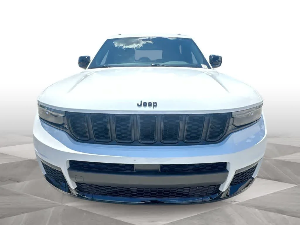 2024 Jeep Grand Cherokee L Altitude X photo 3