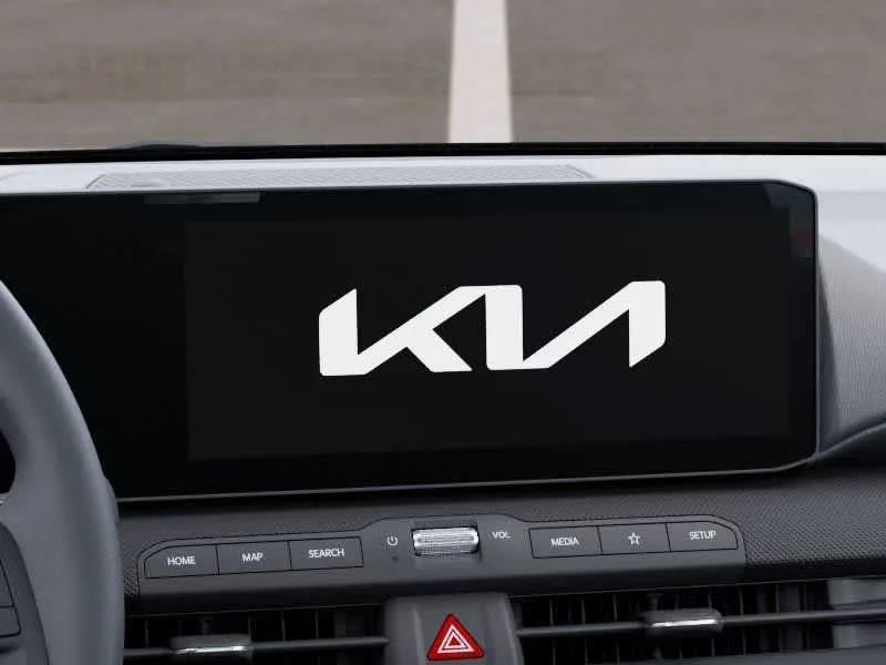 2026 Kia K4 LXS photo 19