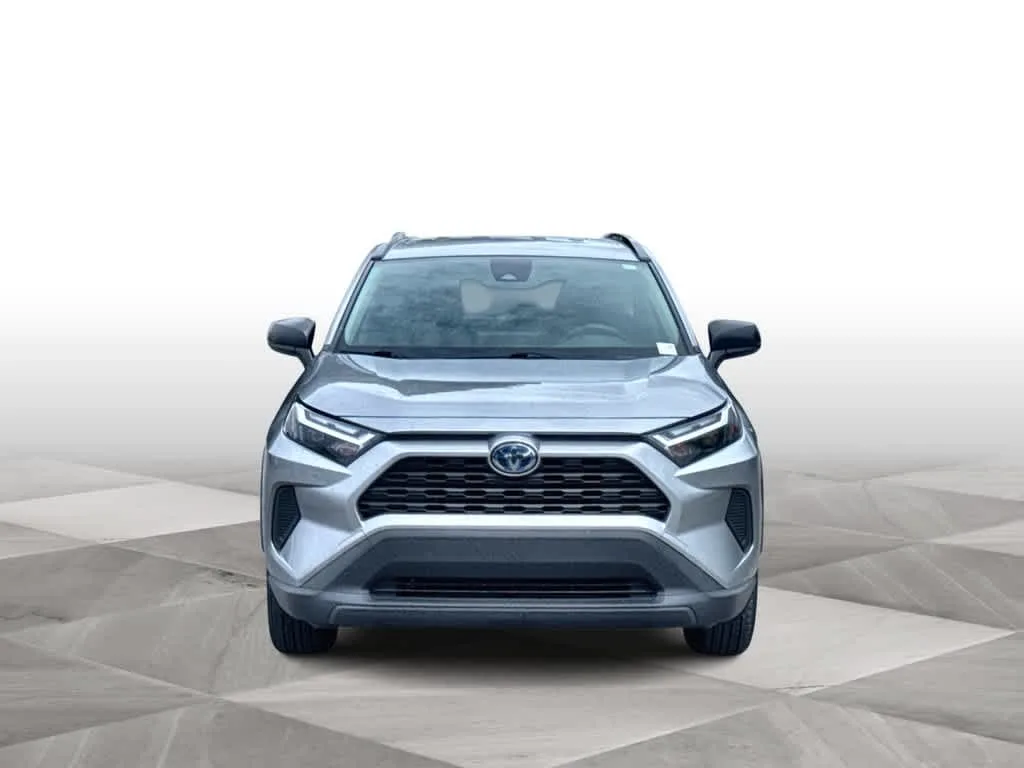 2024 Toyota RAV4 Hybrid LE photo 3