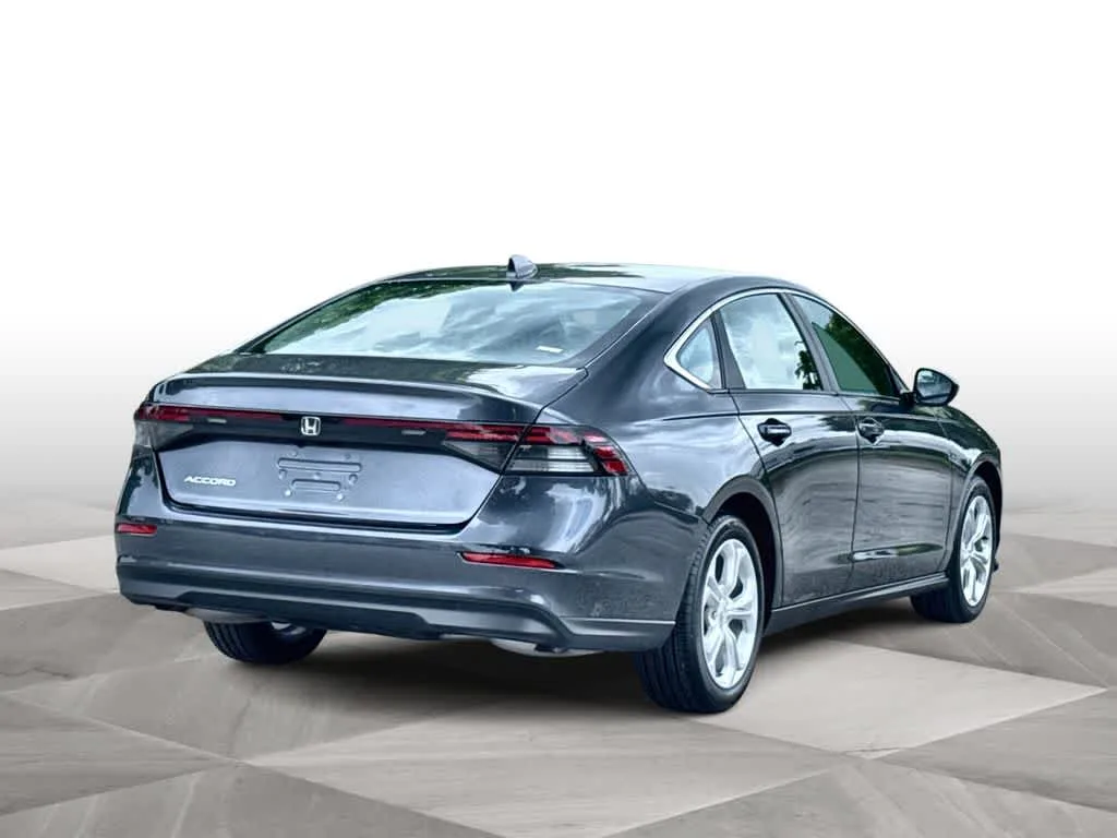 2025 Honda Accord LX photo 8