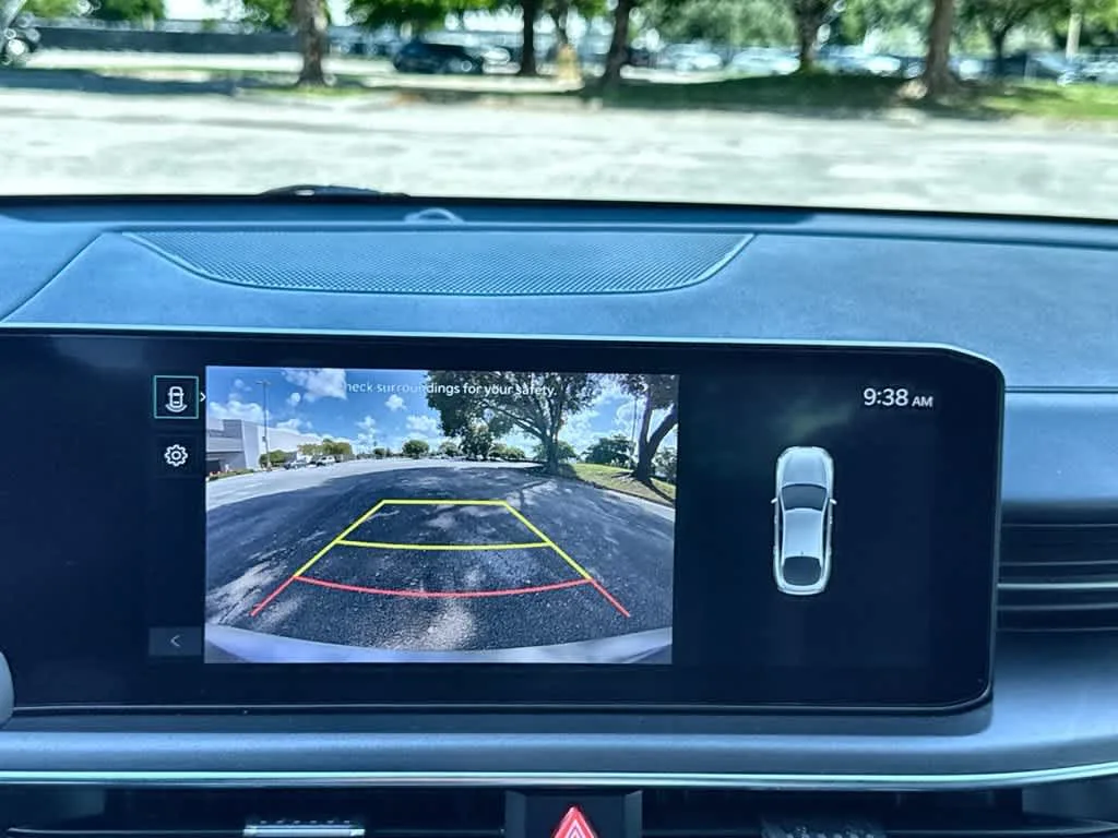 2025 Kia K5 GT-Line photo 19