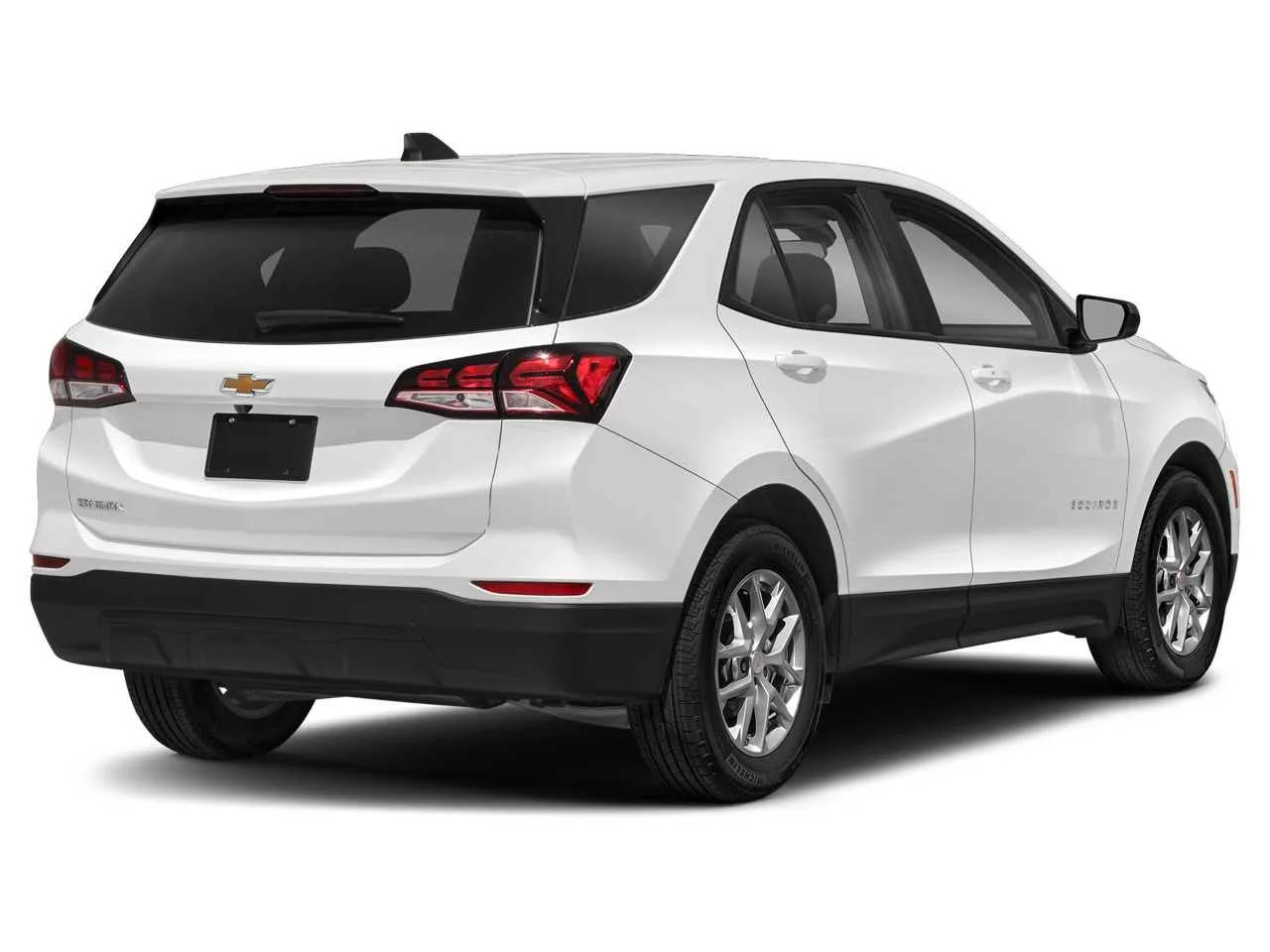 2023 Chevrolet Equinox LS photo 2