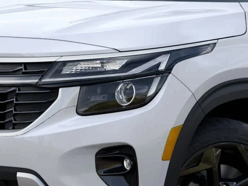 2026 Kia Seltos EX photo 10