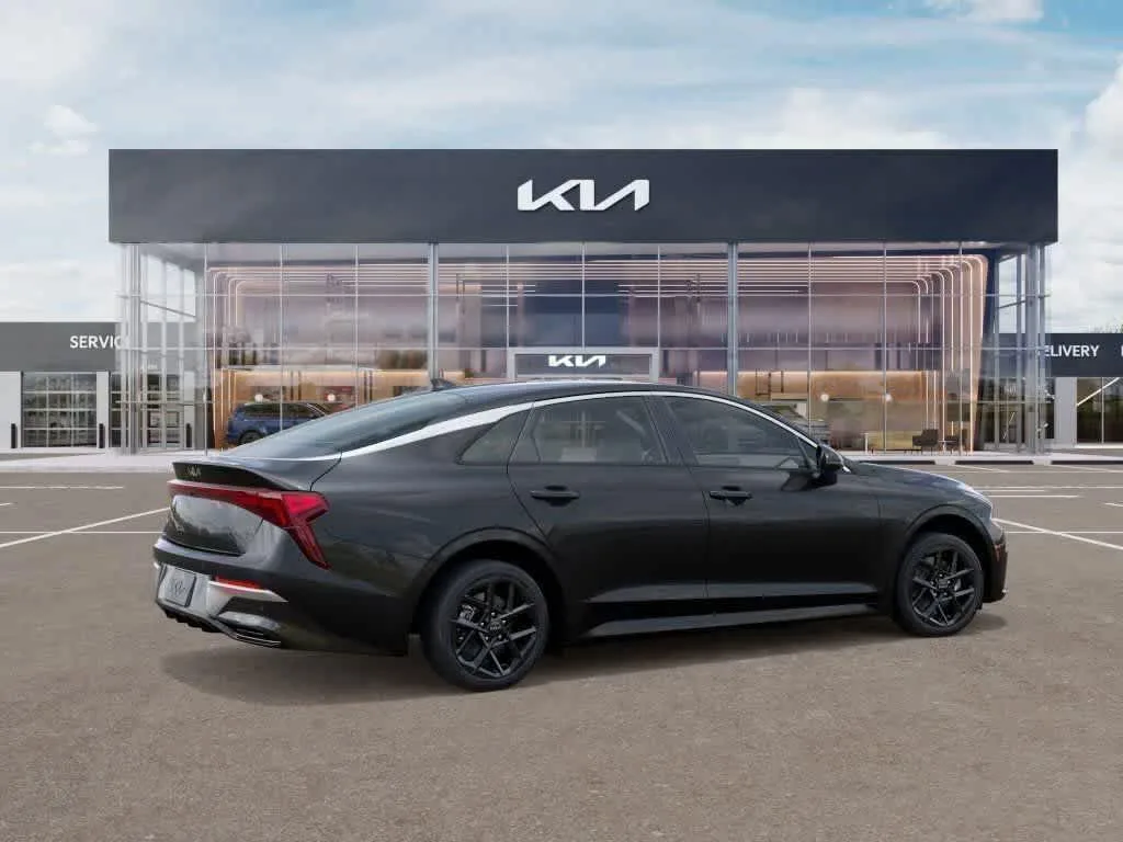 2026 Kia K5 LXS photo 6