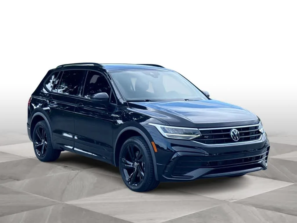 2024 Volkswagen Tiguan SE R-Line Black photo 2