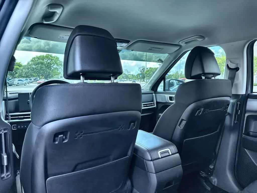 2024 Hyundai Santa Fe SE photo 23