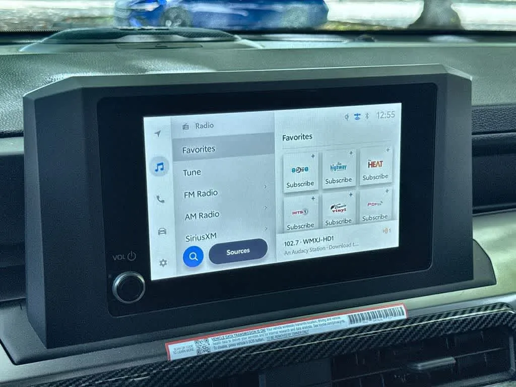 2025 Toyota Tacoma SR5 photo 18