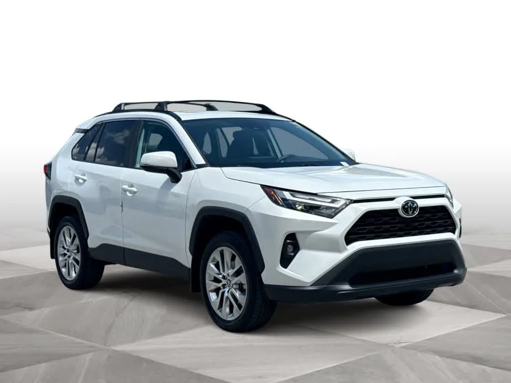 2025 Toyota RAV4 XLE Premium photo 2