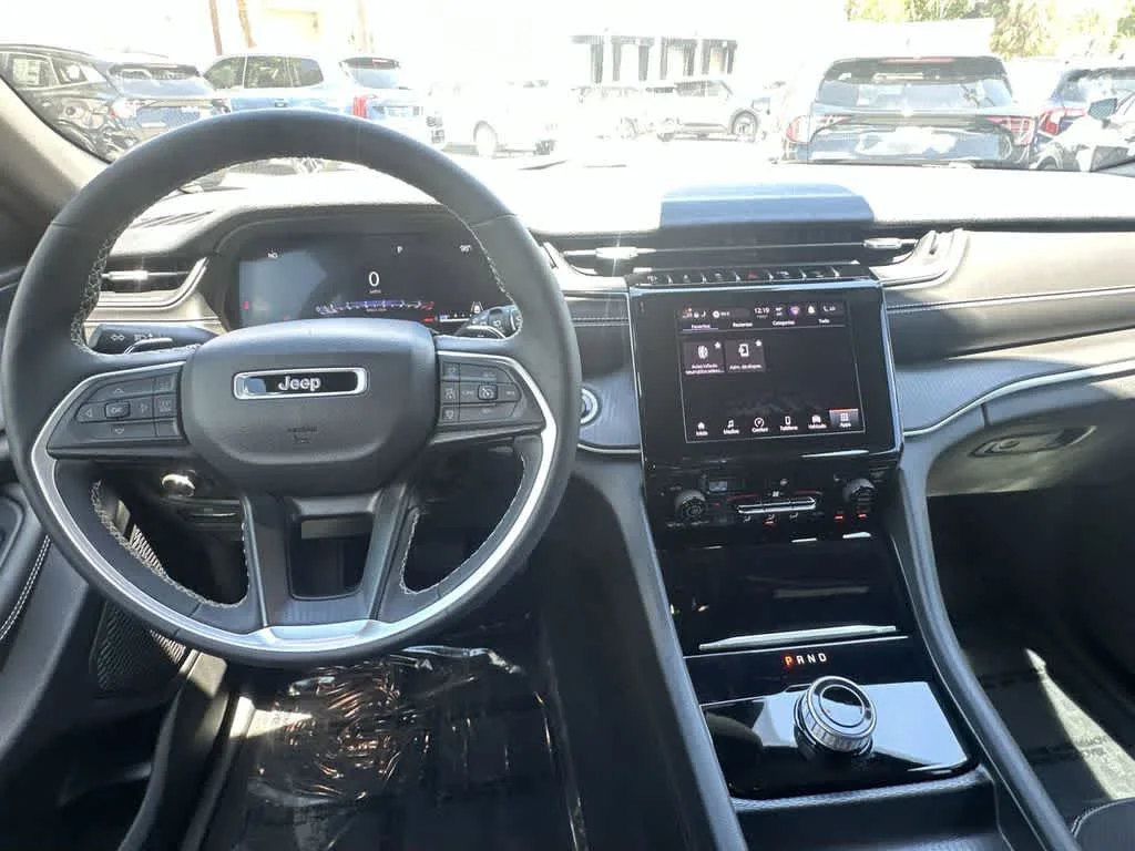2024 Jeep Grand Cherokee L Altitude X photo 17