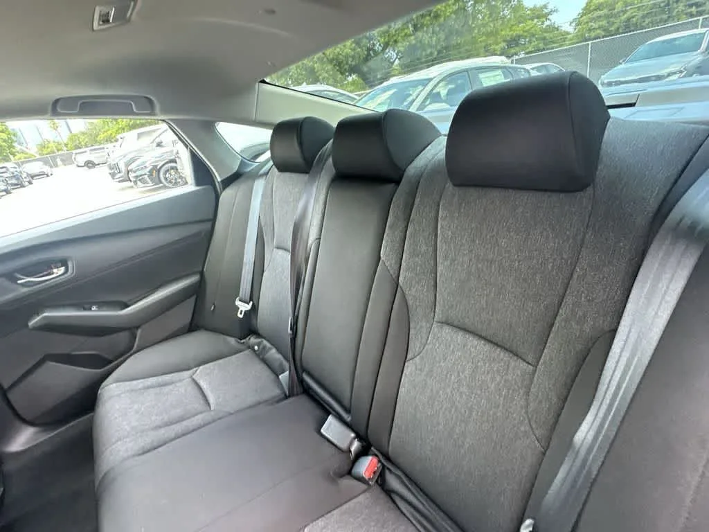 2025 Honda Accord SE photo 18