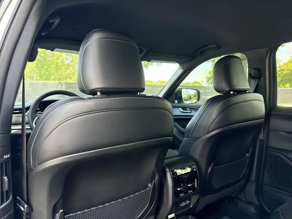 2024 Jeep Grand Cherokee L Altitude photo 21