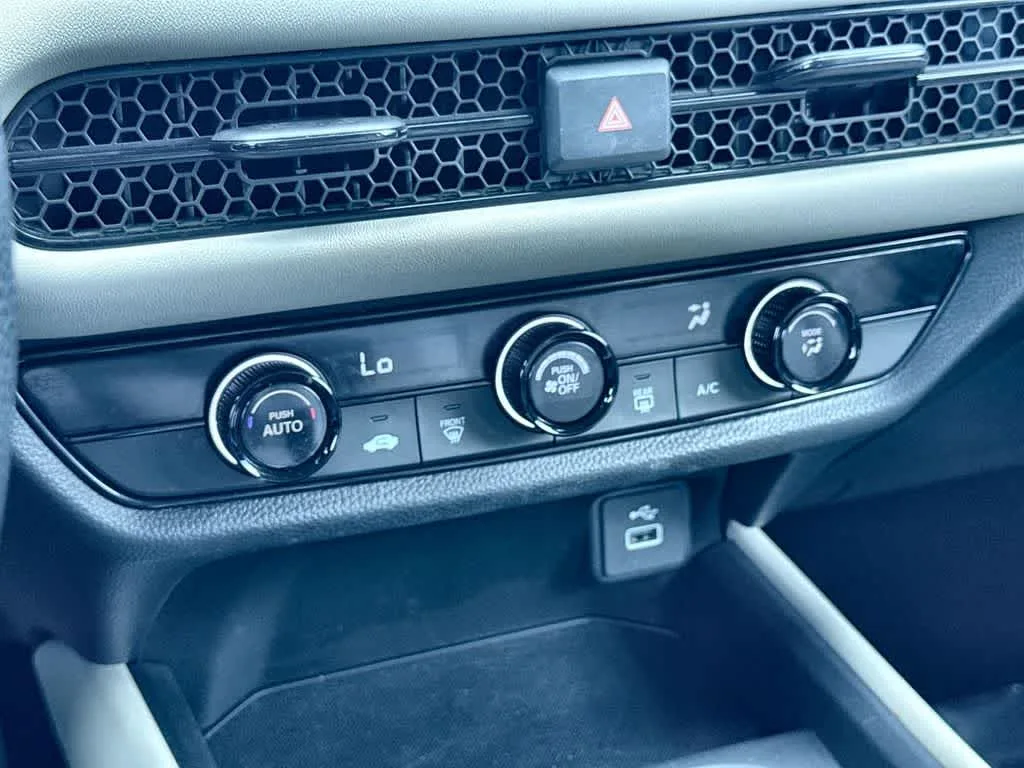 2024 Honda HR-V LX photo 20