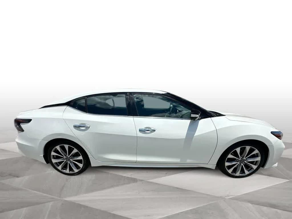 2023 Nissan Maxima Platinum photo 9