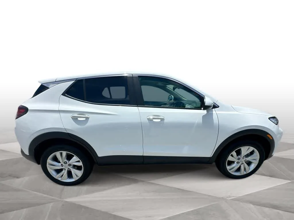 2024 Buick Encore GX Preferred photo 9