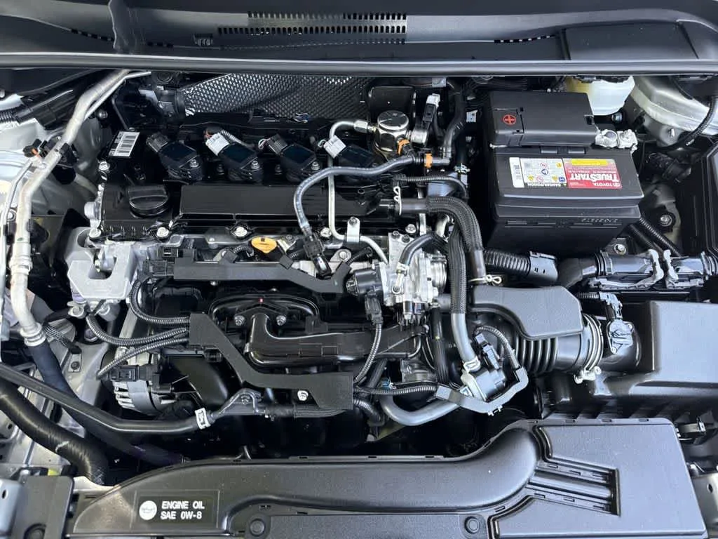 2025 Toyota Corolla LE photo 12
