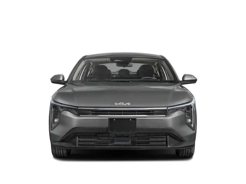 2026 Kia K4 LXS photo 2