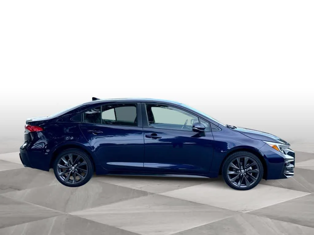 2024 Toyota Corolla Hybrid SE photo 9