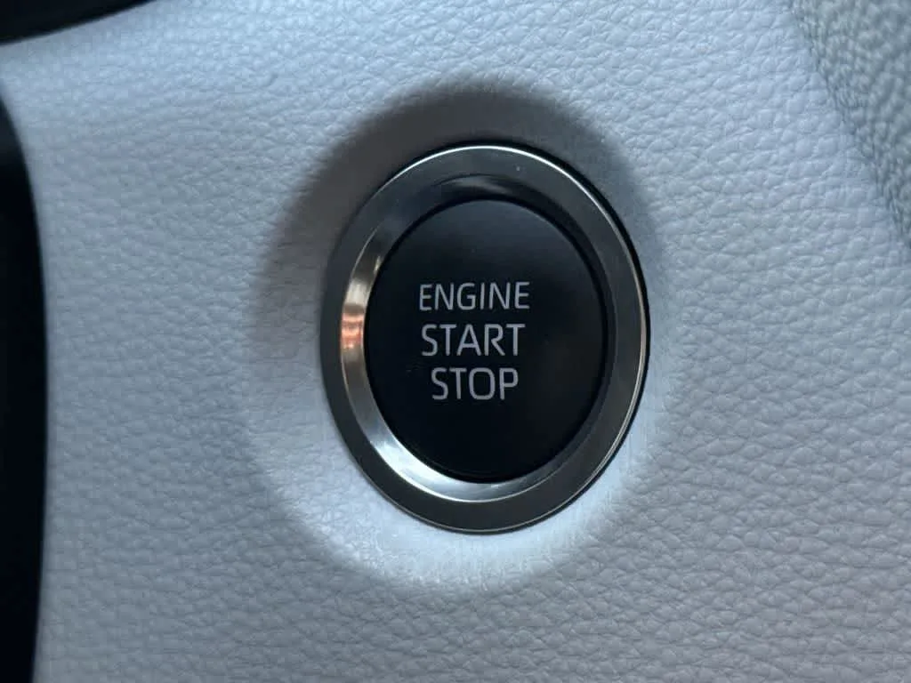 2025 Toyota Corolla FX photo 17